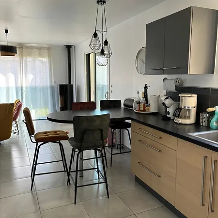 Holiday home Charmante Maison Centre-ville *